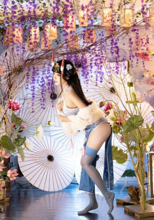 白衣绳奴隶