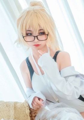小小的肚子