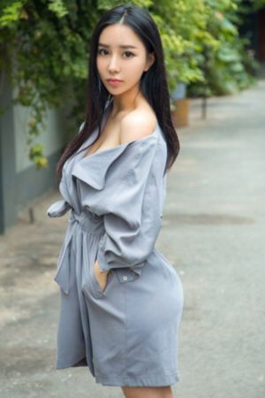 精品美女久久久久久免费